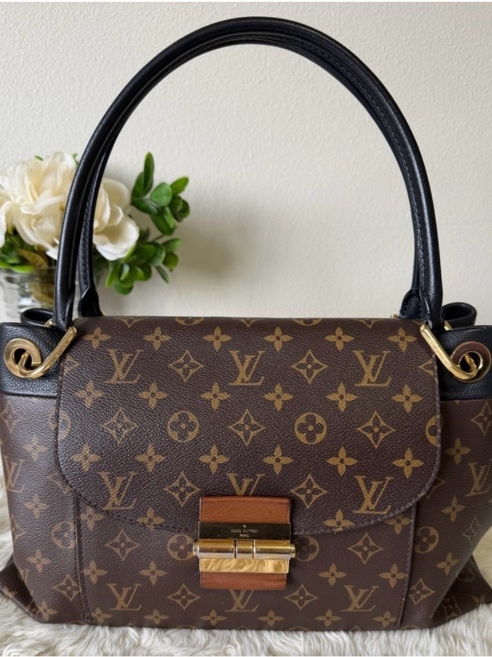 Louis Vuitton Olympe